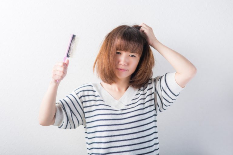 髪の毛は1ヶ月で何センチ伸びる?早く伸ばすための秘訣とは TERMWEB 髪の毛は1ヶ月で何センチ伸びる?早く伸ばすための秘訣とは TERMWEB